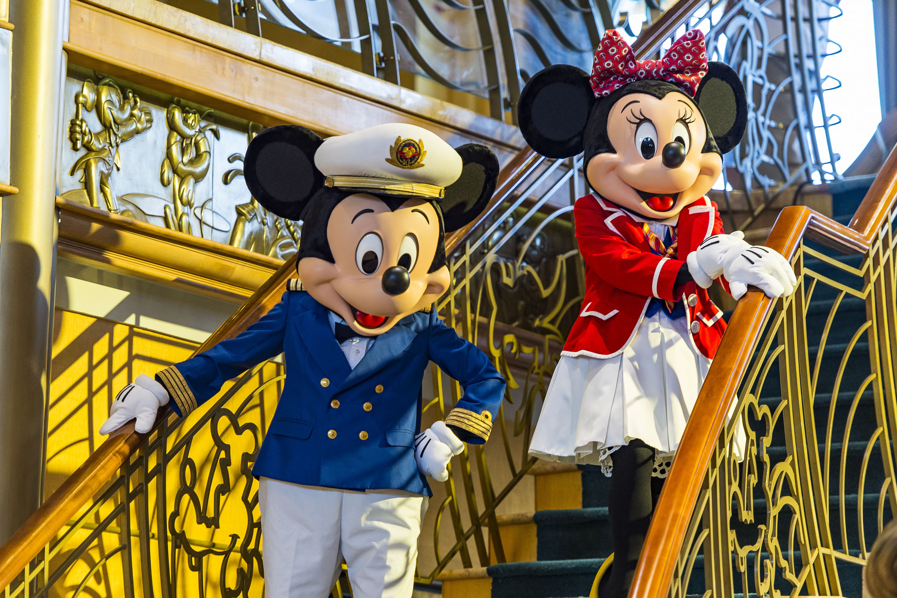 Mickey+Minnie+Disney+Cruise+Line